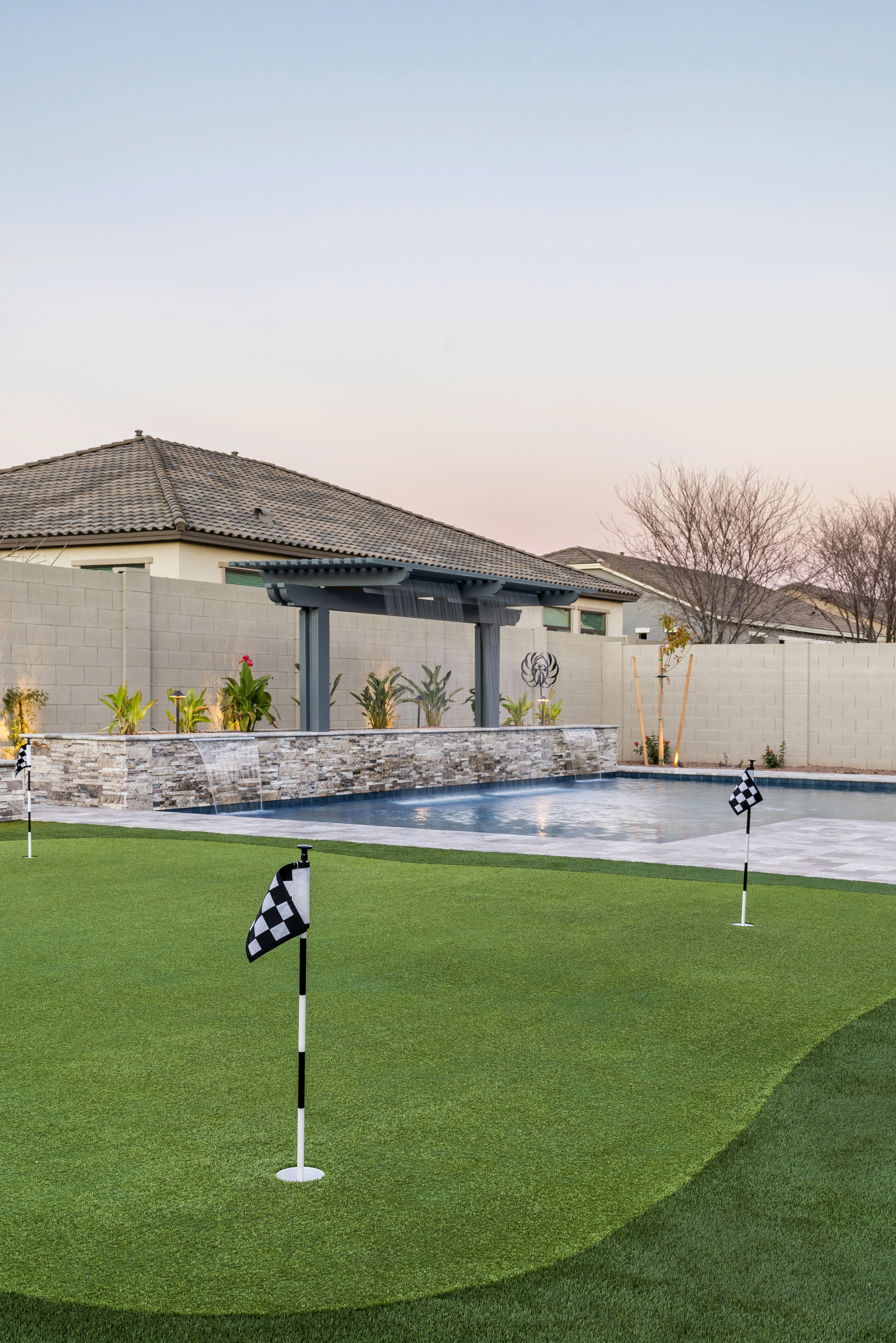 artificial backyard putting green on Putting Greens Synthetic Golf Turf In Az Us Grass And Greens